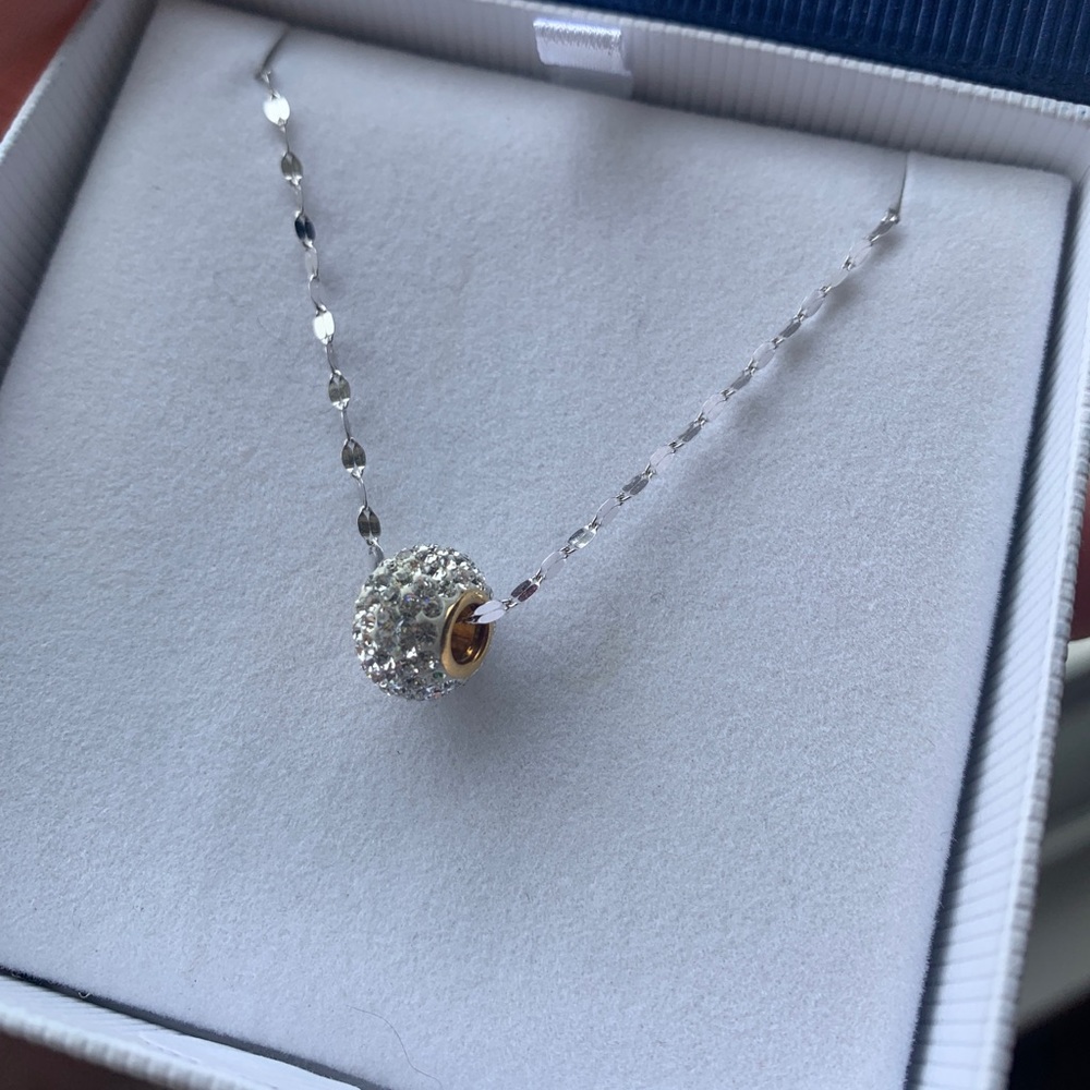 Ben Moss Round pendant necklace
